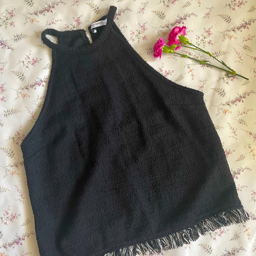 Halter top